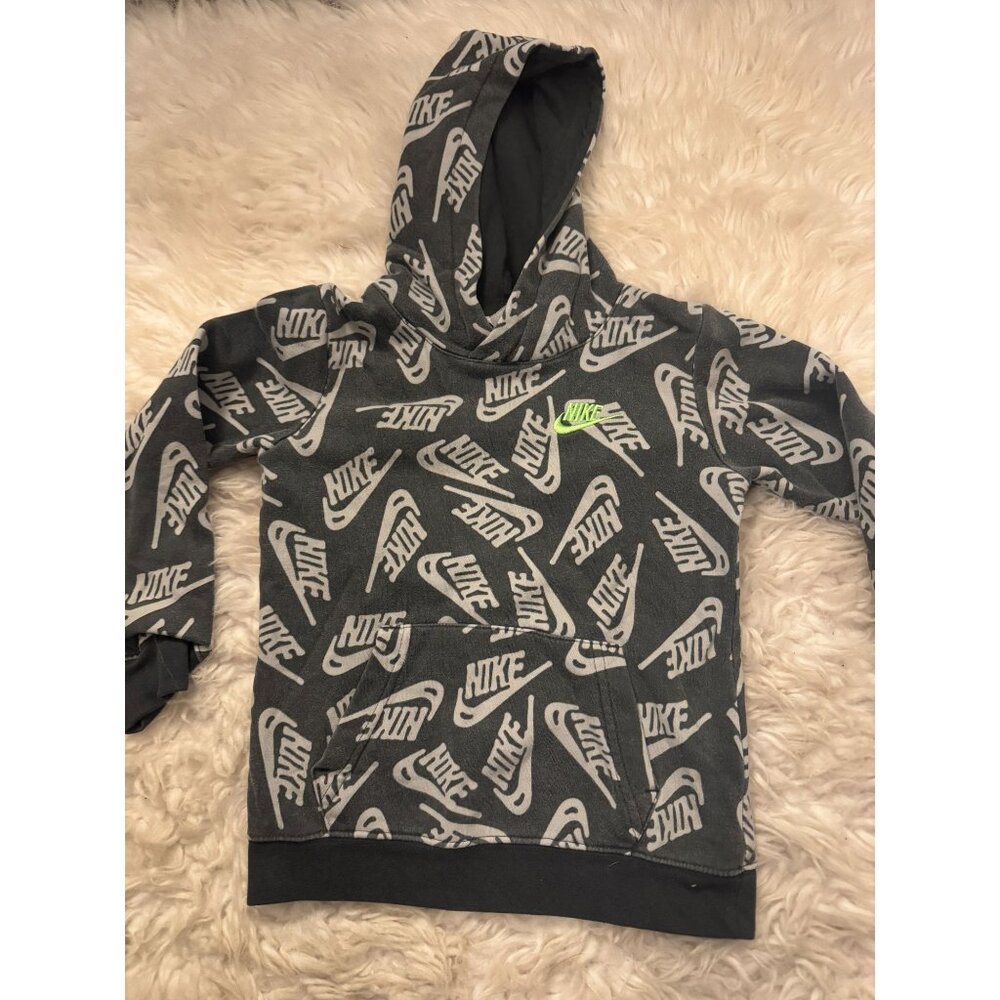 Nike Boys Hooded Sweatshirt Allover Print Size 5/6